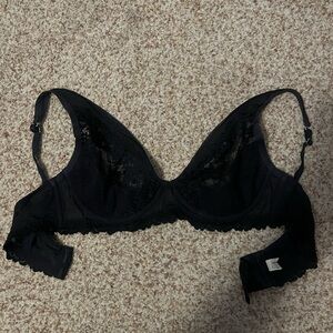 Intimissi Elegant Black Lace Bra
